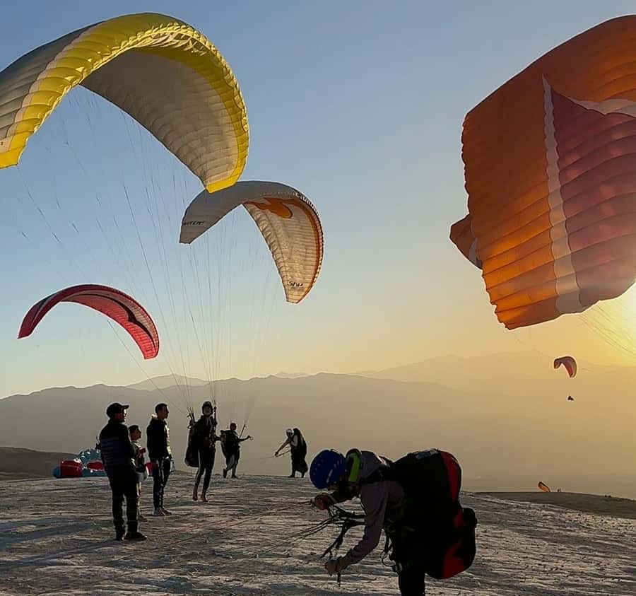 Marrakech: Paragliding over Agafay Desert & Atlas Mnt Views - Flying above the Agafay Desert