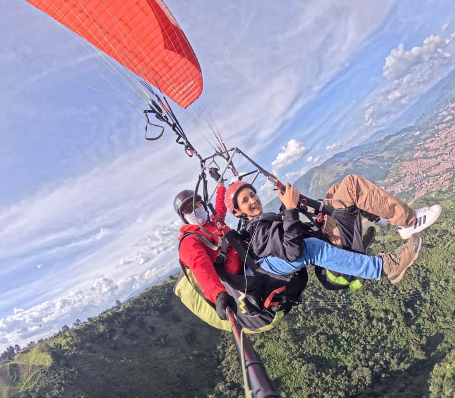 Medellin: Paragliding flight with GoPro photos and videos - The tandem flight above Antioquia