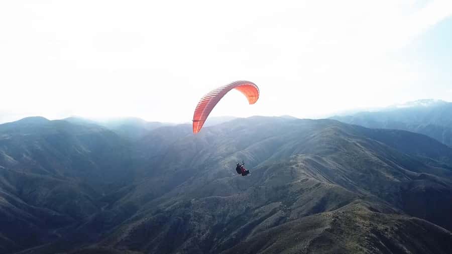 Mendoza: Paragliding Tandem Flight with Instructor - Landing, waiting, and the return to Mendoza