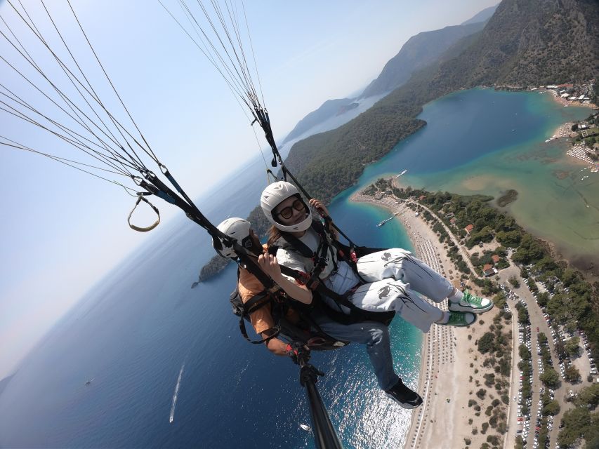 Oludeniz: Blue Lagoon Paragliding Flight Fethiye - Meeting at the Oludeniz office before the mountain transfer