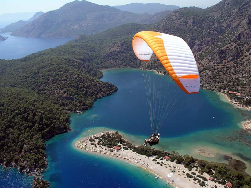 Ölüdeniz: Fethiye Tandem Paragliding w/ Hotel Pickup - From hotel pickup to the Babadağ launch site