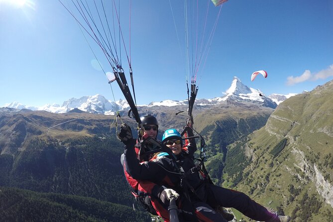 Panoramic Paragliding Flight in Zermatt Matterhorn (15-20min) - Key points at a glance