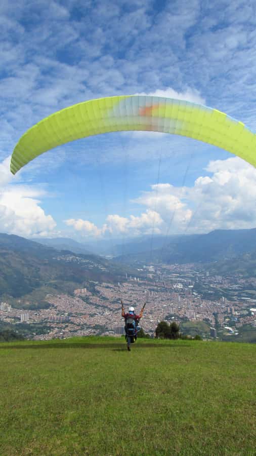 Paraglide over beautiful Medellin - The mountain drive and the launch area