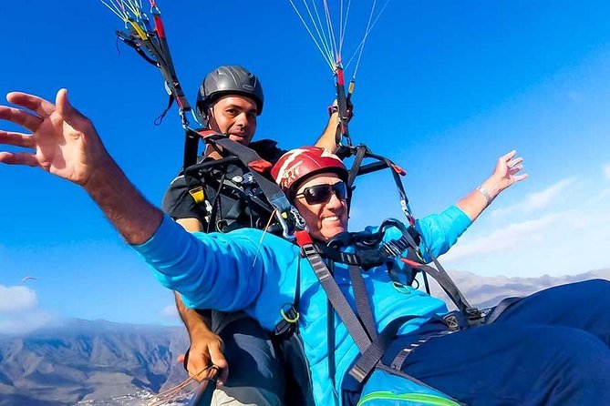 Paragliding 1000 Meters - Taking off above Adeje