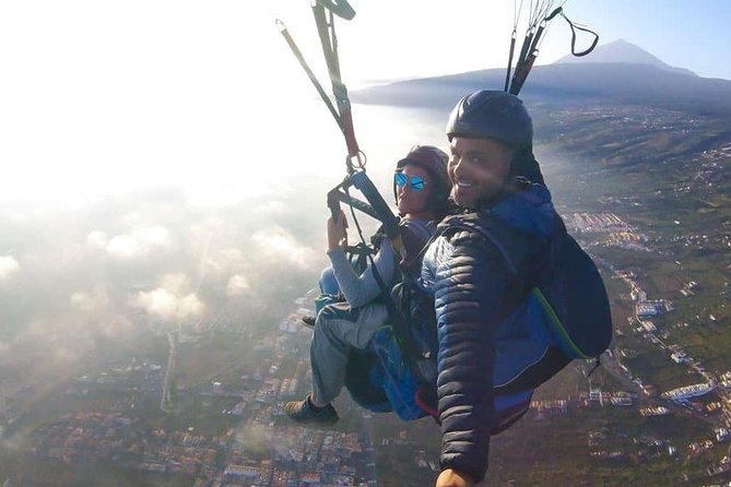 Paragliding 1000 Meters - Flying with an experienced team