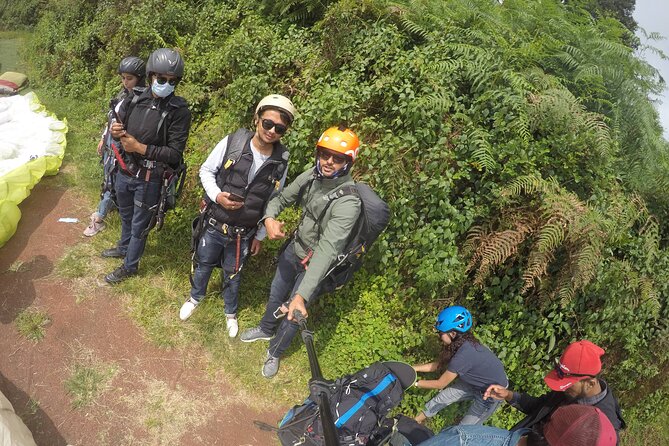 Paragliding - Safety, clothing, and who will enjoy it most