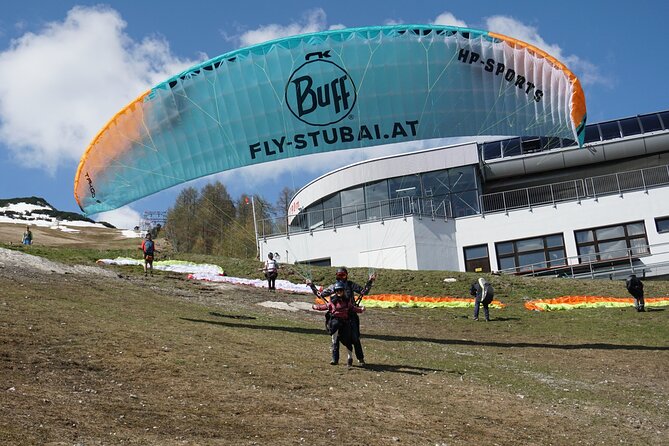 Paragliding adventure in Neustift im Stubaital - From Neustift to the Elfer launch point