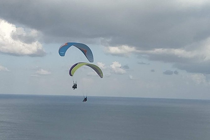 Paragliding Bali at Uluwatu Cliff with Photos/Videos - A closer look at the four listed stops