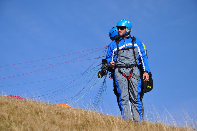 Paragliding Bovec - Looking over the Soča Valley