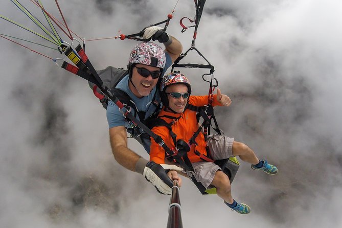Paragliding Epic Experience in Tenerife with the Spanish Champion Team - A peaceful ride with moments of speed