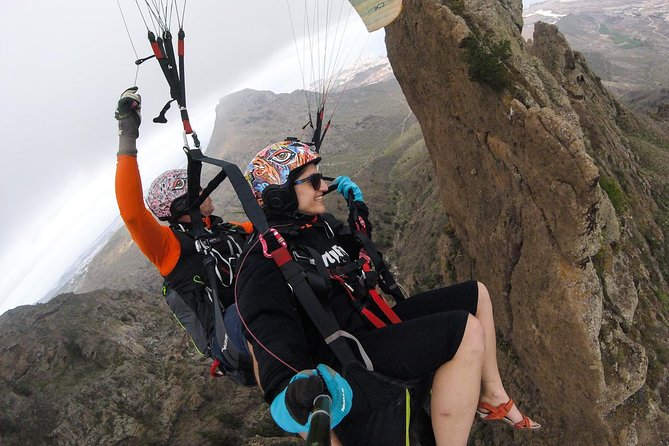 Paragliding Epic Experience in Tenerife with the Spanish Champion Team - Why the mountain-to-beach view is the main payoff