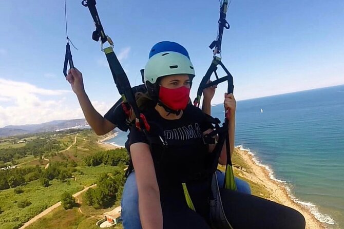 Paragliding Experience Bilbao - What you see above Azkorri and Barinatxe
