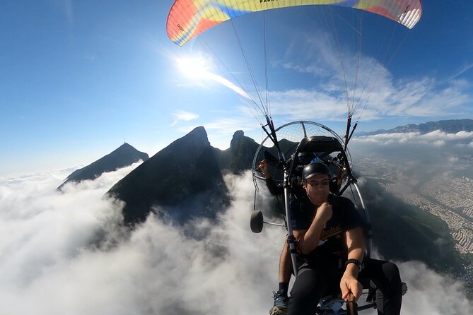 Paragliding Experience Over Santiago NL - What the takeoff and landing setup means for you