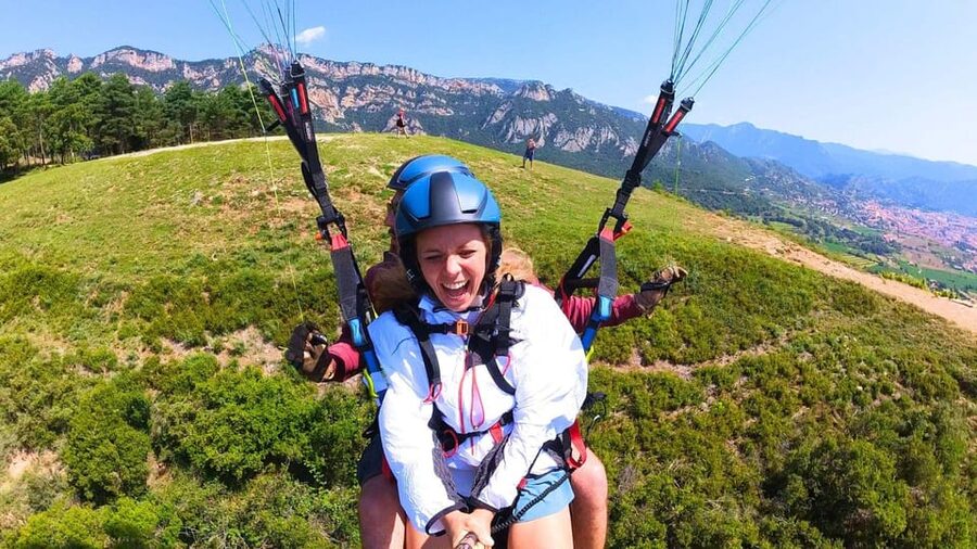Paragliding: Experience the magic of flying near Barcelona. Report included - Key Points Before You Book