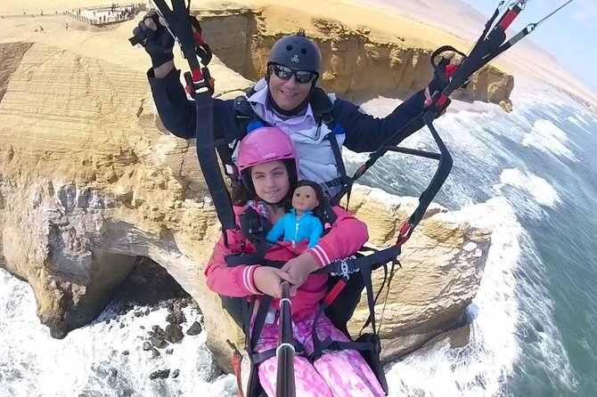 Paragliding Flight at Paracas National Reservation - What the private flight feels like