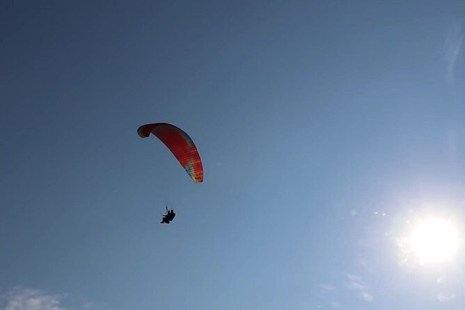 Paragliding flight over the Gardens of Ninfa - Who should book this flight?