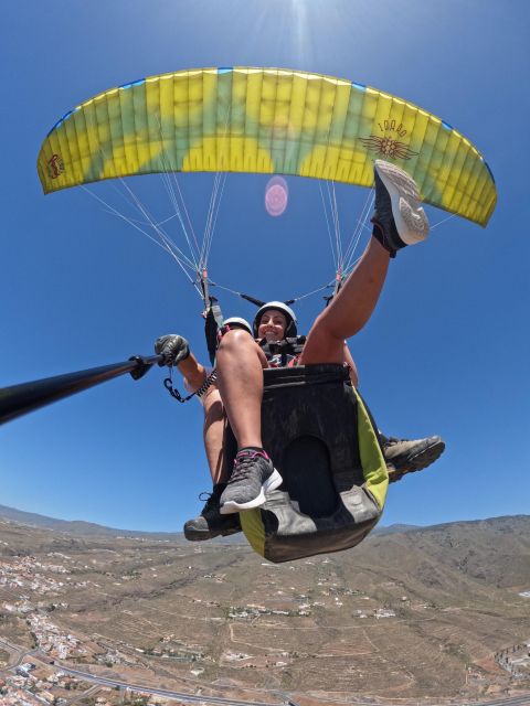 Paragliding flight with a Spanish Champion 2021/2022. - What you see from the air