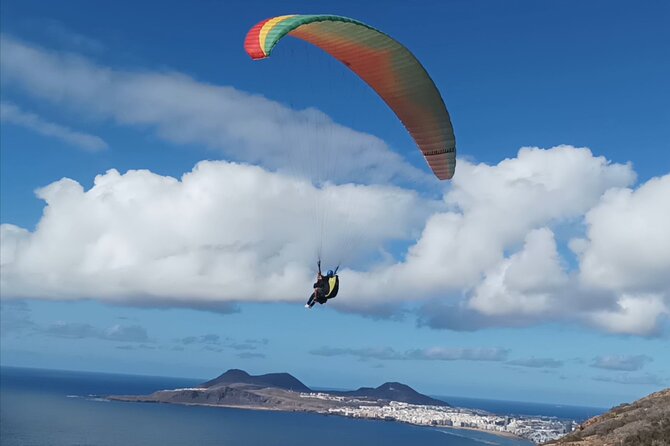 Paragliding flights Las Palmas de Gran Canaria - From running steps to silent flight