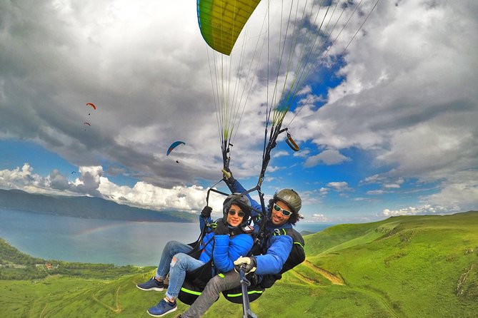 Paragliding in Armenia - Who will enjoy this most?