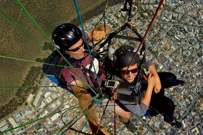 Paragliding in Cape Town (Icarus) - Taking off from Signal Hill
