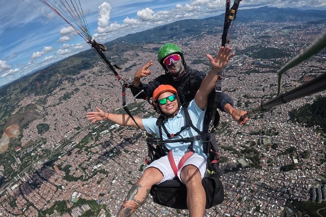 Paragliding in Medellin. - Preparing for your first flight