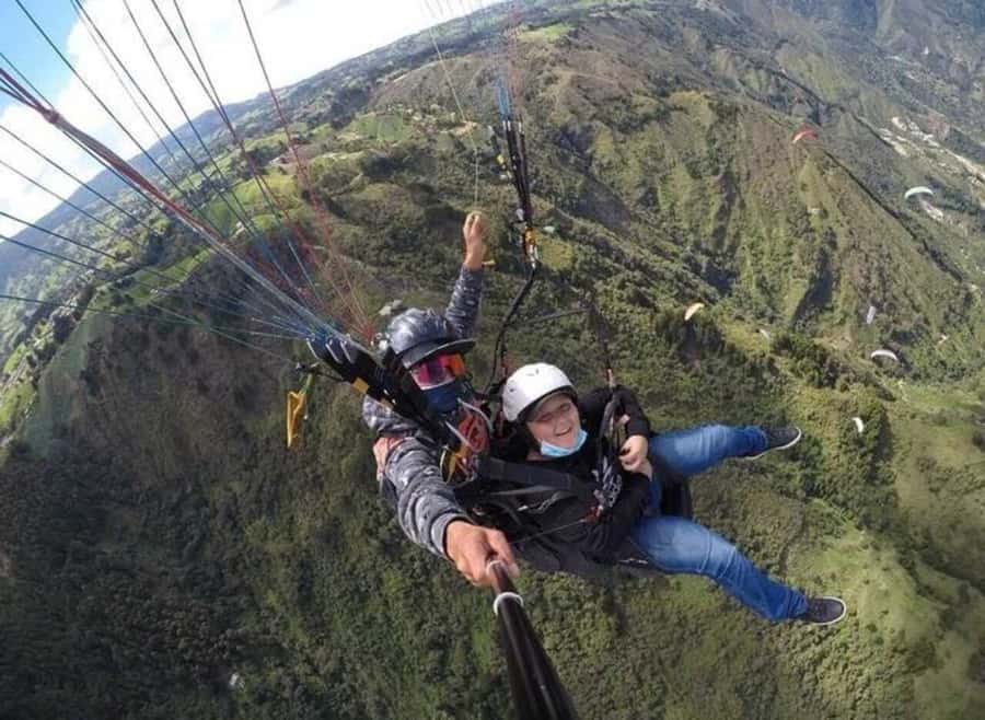 Paragliding Medellin with Transportation and free Videos - Should you book paragliding in Medellín?