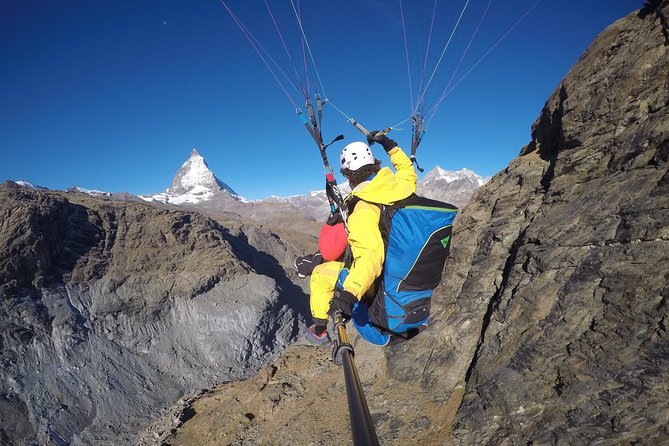 Paragliding mountain flight - The Takeoff and the First Alpine Views