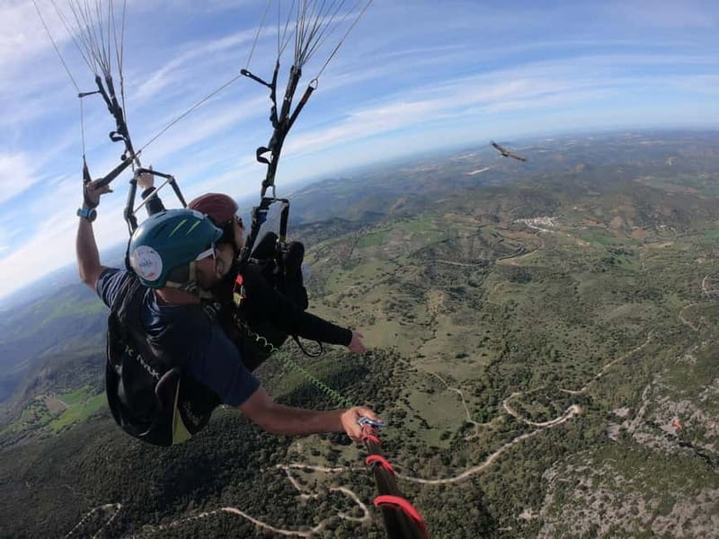 Paragliding: near Ronda (Málaga) - What flying tandem really means