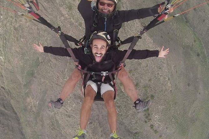 Paragliding Tandem - From Tenerife’s hills to the coast