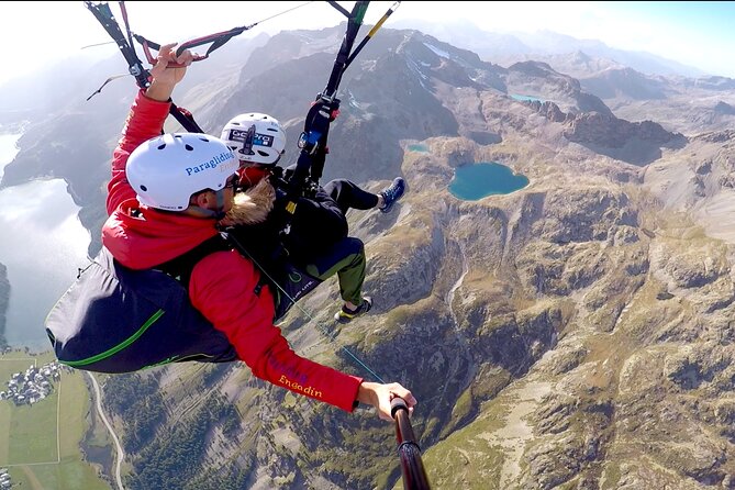 Paragliding Tandem Flights in Engadin - Landing Near Silvaplana