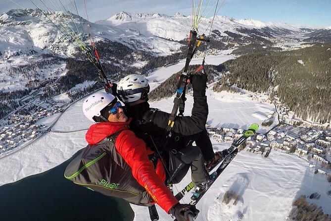 Paragliding Tandem Flights in Engadin - The Safety Briefing and Tandem Flight