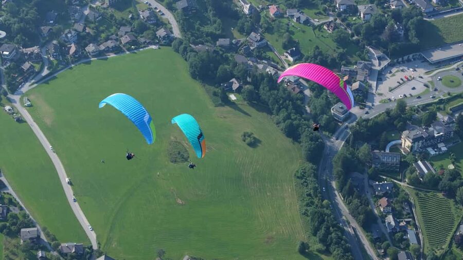 Paragliding Tandem in Salzkammergut / Sound of Music Flight - What the pilot and equipment add