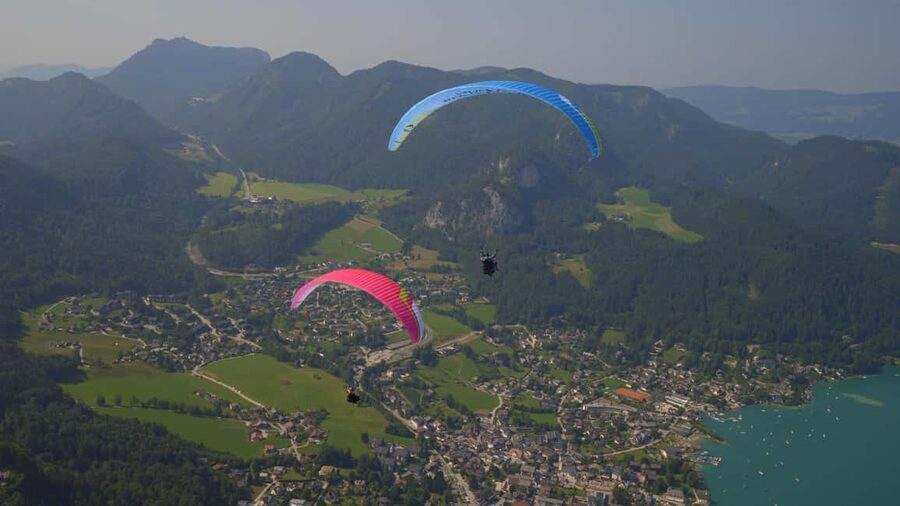 Paragliding Tandem in Salzkammergut / Sound of Music Flight - Taking off from Zwölferhorn