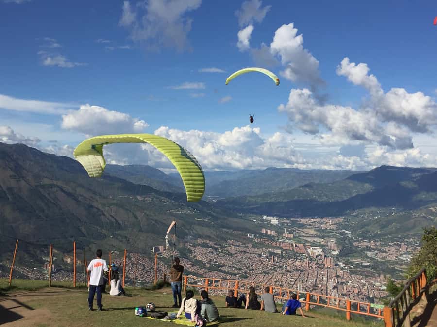 Paragliding the Andes from Medellín - Should You Book Paragliding From Medellín?