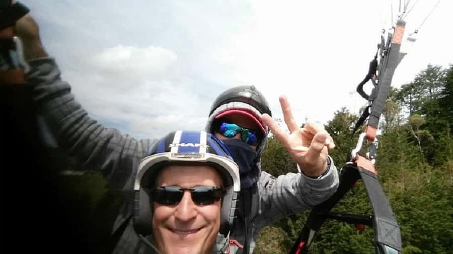 Paragliding the Andes from Medellín - A One-Hour Briefing Before You Fly