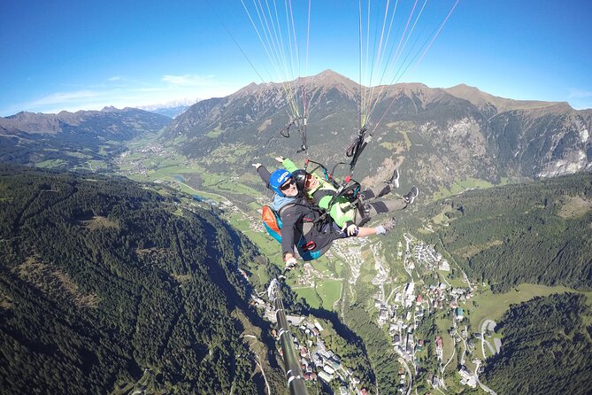 Private paragliding tandem flight in Fulseck - The briefing makes the first minutes easier