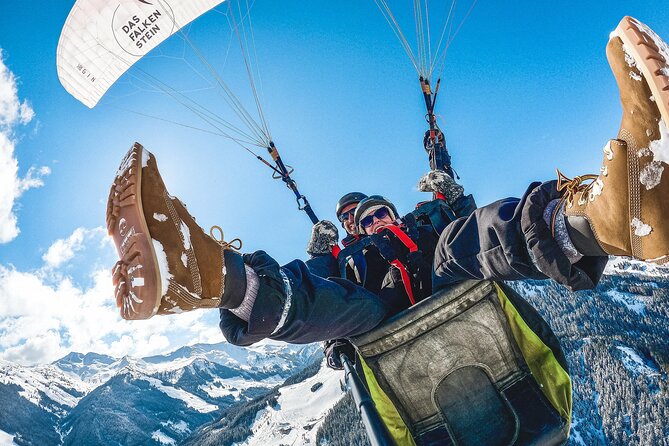 Private tandem flight Classic from the Schmittenhöhe in Zell am See - Landing, shuttle, and the end of the activity