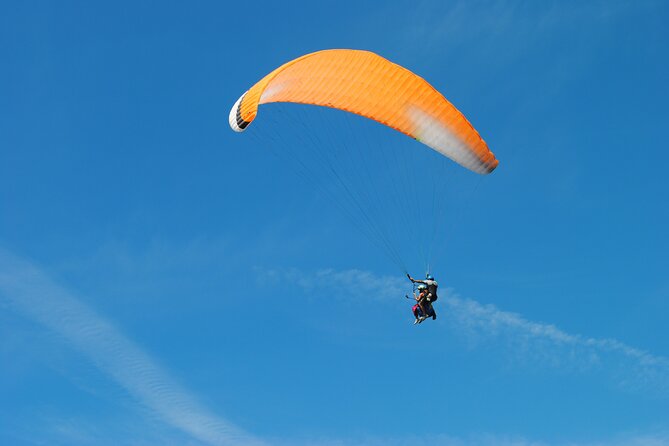 Private Tandem Paragliding Flight in Bizkaia - The pilots make a real difference