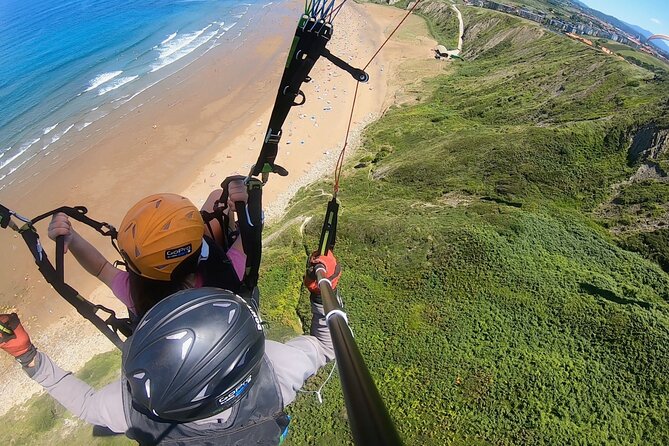 Private Tandem Paragliding Flight in Bizkaia - What happens from the meeting point to takeoff