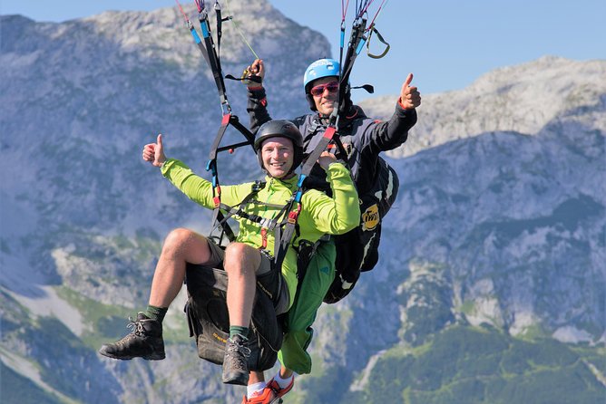 Private Tandem Paragliding Werfenweng Mt Bischling - What the flight feels like in the air