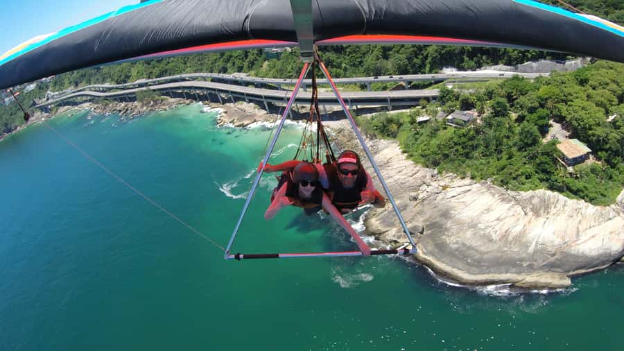 Rio de Janeiro: Hang Gliding Adventure - Safety, age, weight, and health rules
