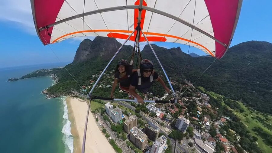 Rio de Janeiro: Hang Gliding or Paragliding Experience - Who will enjoy this Rio flight most