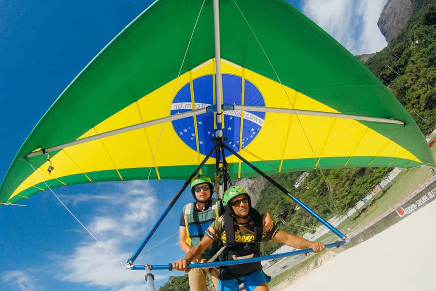 Rio de Janeiro: Hang Gliding Tandem Flight - Why this flight gives you Rio’s best viewpoint