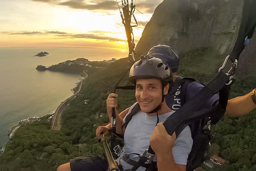 Rio de Janeiro: Paragliding Tandem Flight - Who should book this flight?