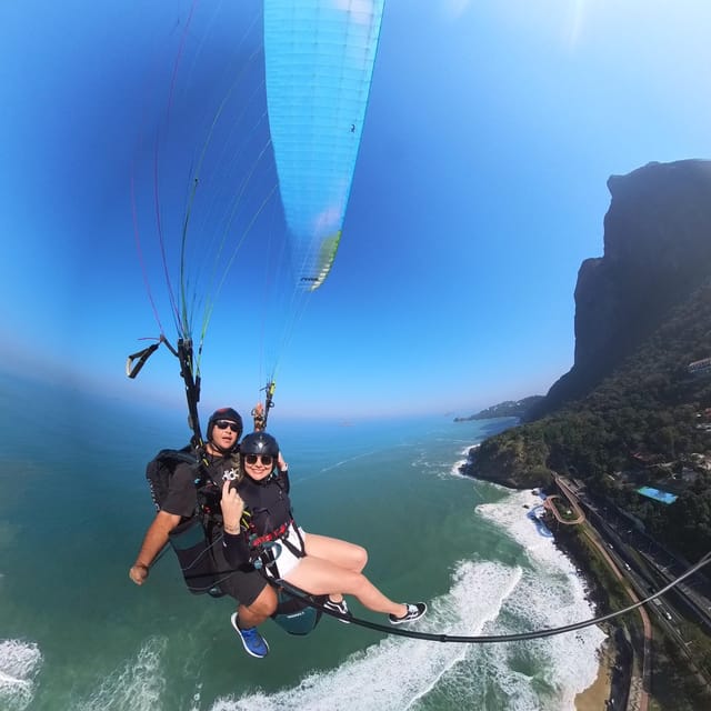 Rio de Janeiro : Paragliding Tandem Flights over Rio - Who should book this Rio flight