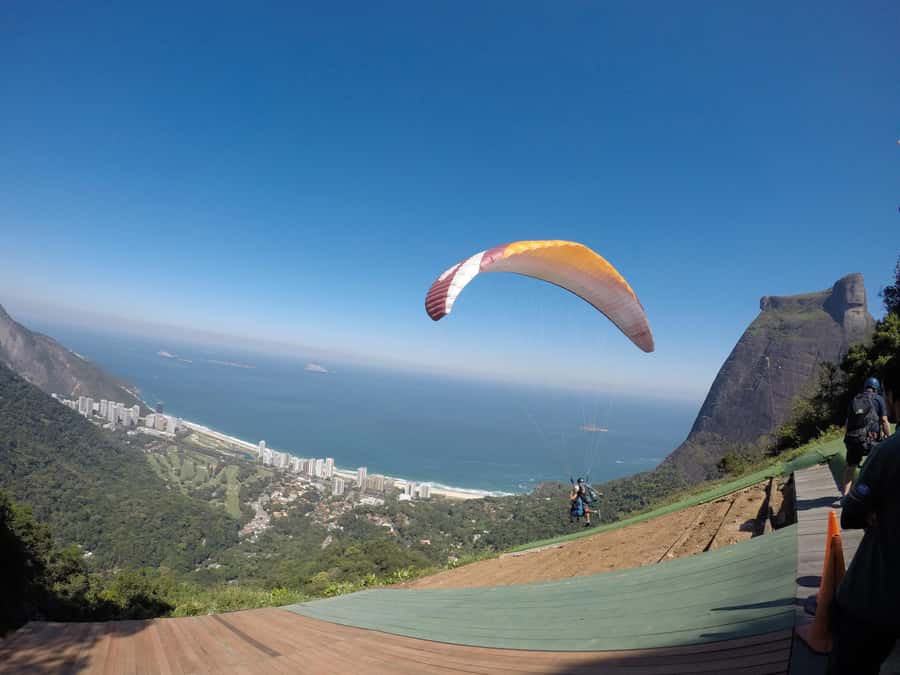 Rio de Janeiro: Paragliding with Hotel Pick-up & Drop-off - Why Pedra Bonita is the right launch point