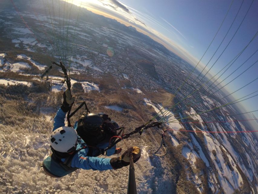 Salzburg like an eagle: tandem paragliding from Gaisberg - Getting to the summit by bus 151