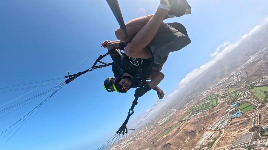 Santa Cruz de Tenerife: Acrobatic Paragliding Flight - Key points at a glance