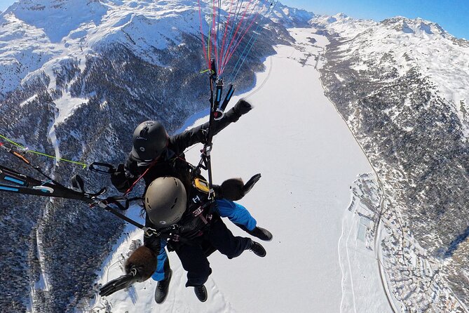 St. Moritz Paragliding Flight Experience - Landing with only a few steps