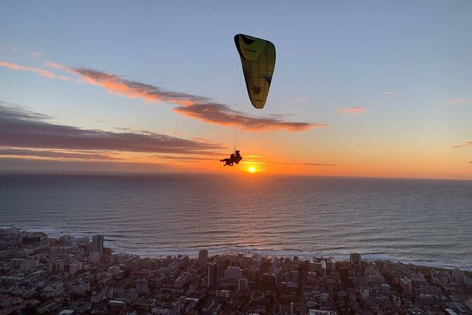 Tandem Paraglide Flight with Instructor - Signal Hill flights toward Sea Point